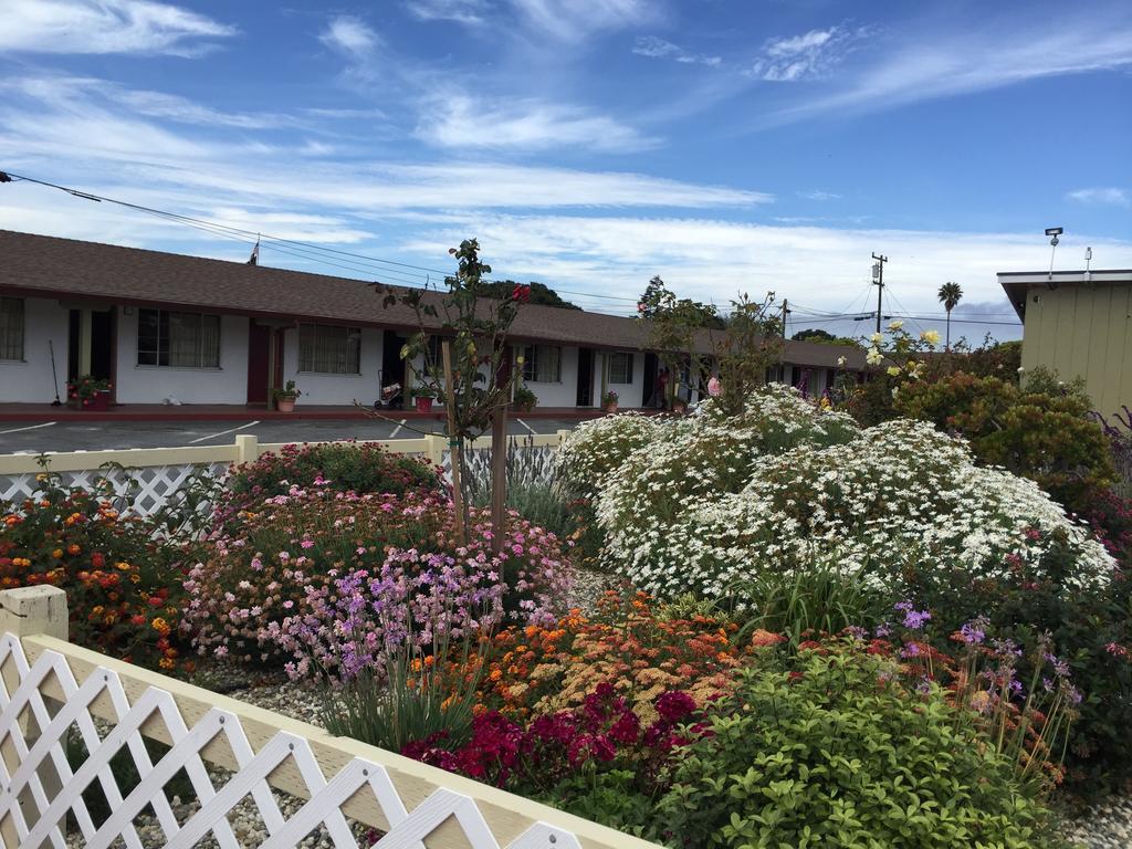 Wagon Wheel Motel Salinas Luaran gambar