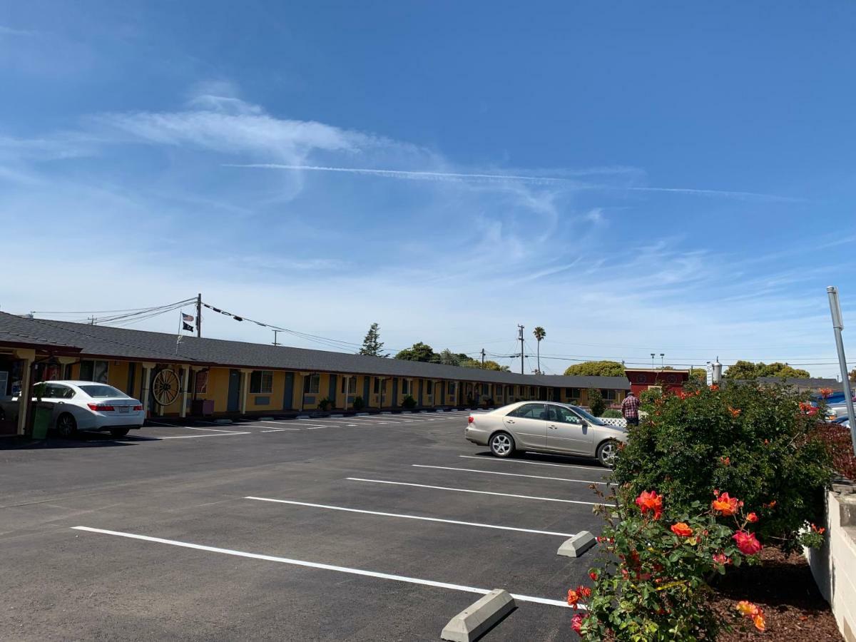 Wagon Wheel Motel Salinas Luaran gambar